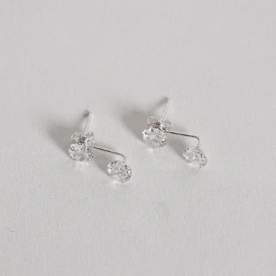 Brinco Duas Zircônias Cristal 6mm