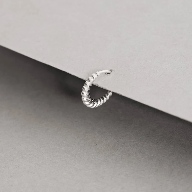 Piercing Argola Detalhado Torcido 12mm