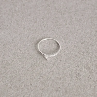 Anel Solitário Zircônia Coração 4mm
