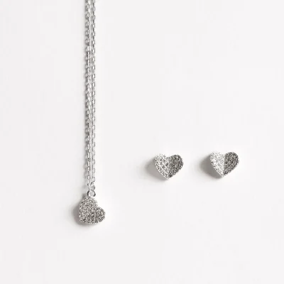 Conjunto Brinco e Colar Coração Cravejado 8mm Corrente Cadeado 40+5cm
