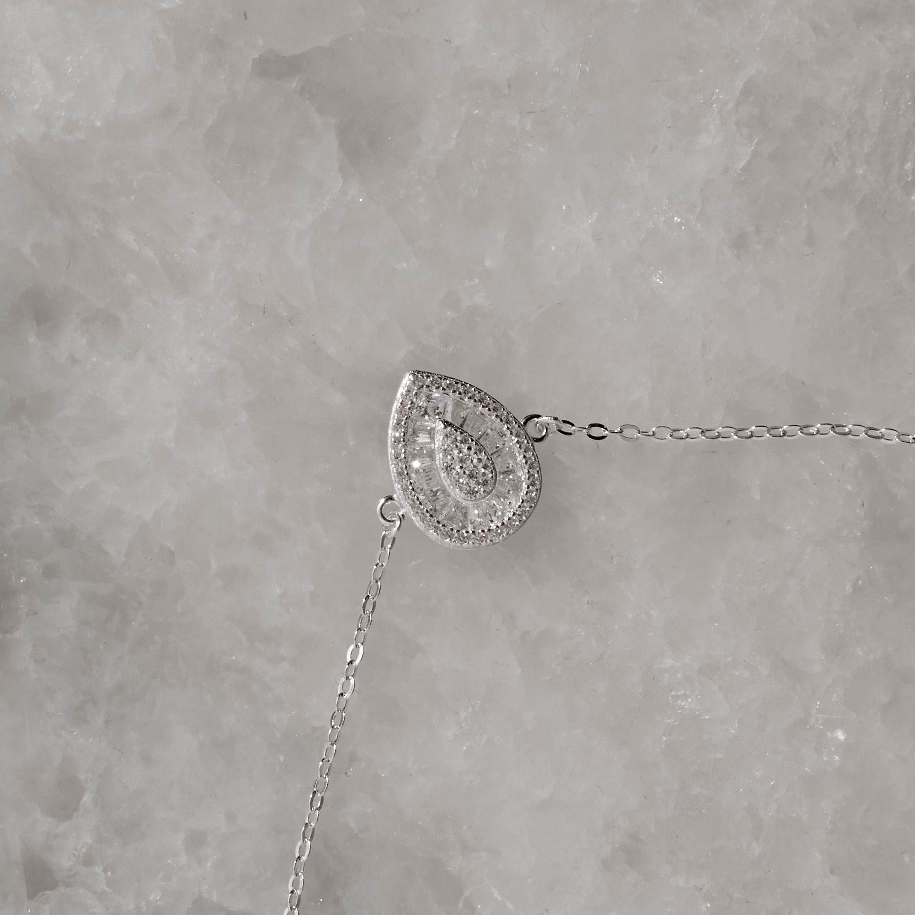 Pulseira Entremeio Gota Cravejada 13mm 16+4cm