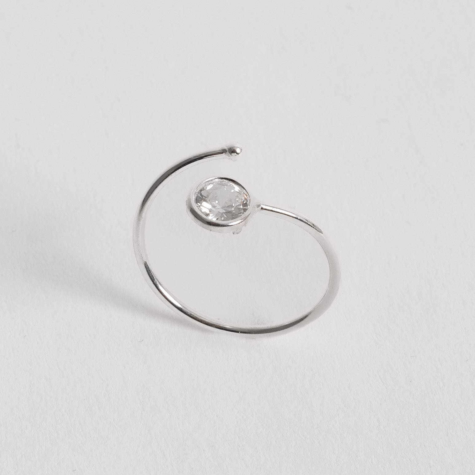 Anel Bola e Zircônia Cristal 5mm Regulável P